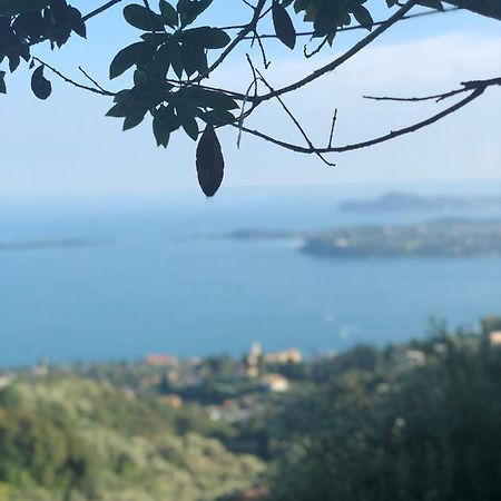 La Casa Di Andrea Daire Gardone Riviera Dış mekan fotoğraf