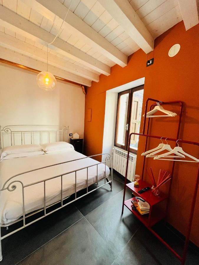 La Casa Di Andrea Daire Gardone Riviera Dış mekan fotoğraf